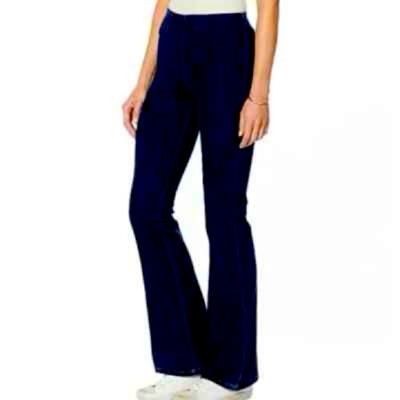 INC Flare - Picture 1 of 2